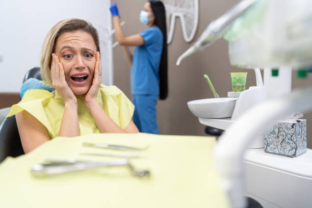Best Emergency Dental Care for Broken or Chipped Teeth in Mountain View Acres, CA
